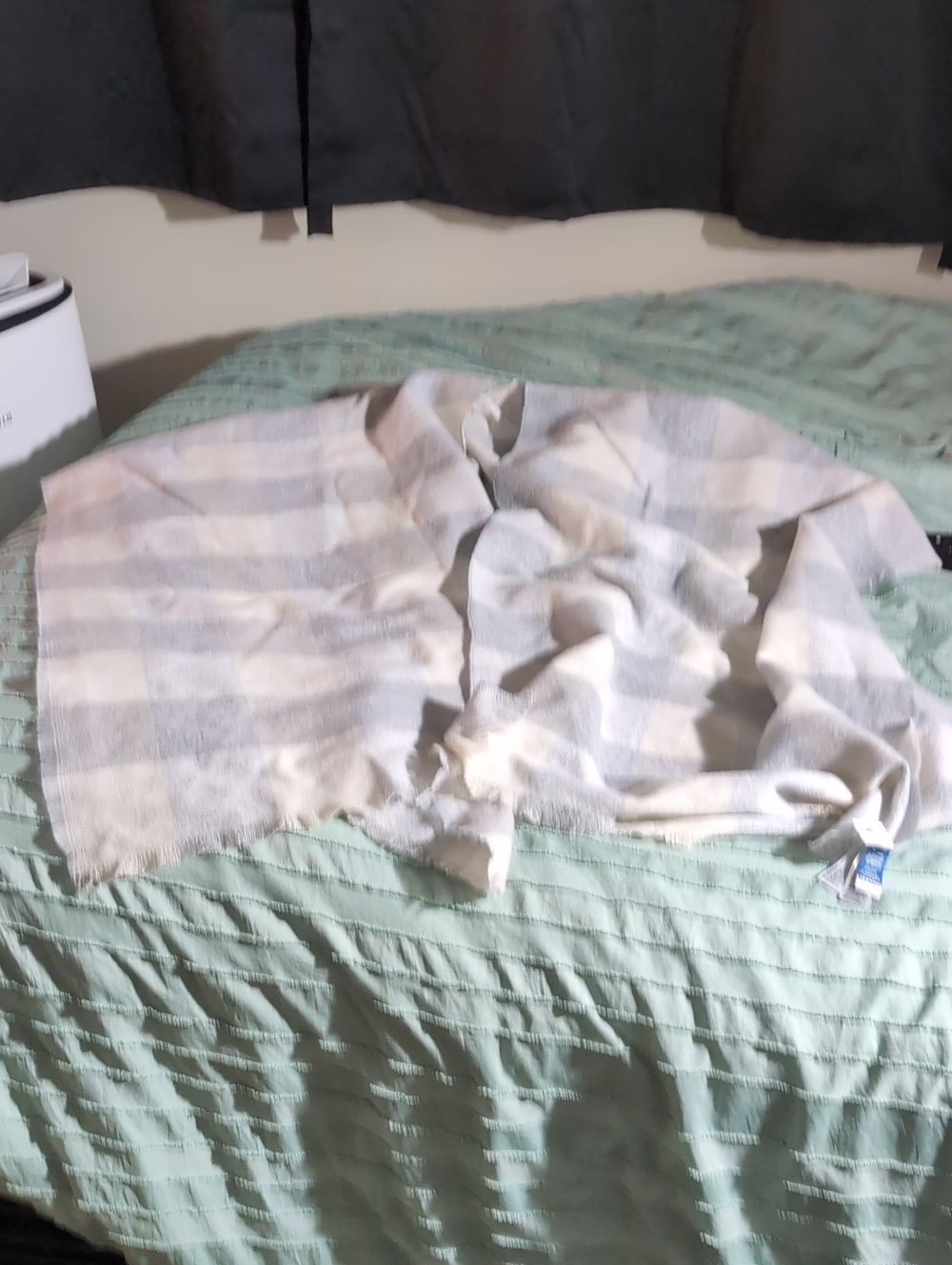 NWT Old Navy White & Light Grey Cape